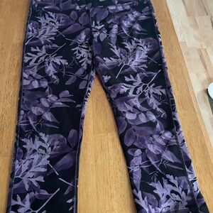 Purple Leaf Print Leggings